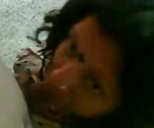 Sangat bogel wanita mexican seksi baru india matang aunty sharma menggoda suami.