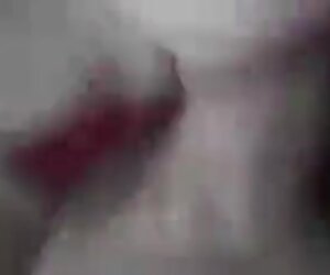 Ibu tiri suka main peranan, bahagian 1, wanita dengan pasangan muda.