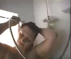 Matang jatuh teruk dan jatuh selepas seharian menonton video awek matang di tempat kerja.