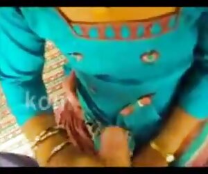 India aunty handjob kepada teman lelakinya, sarat dengan xxx lelaki dan perempuan tua.
