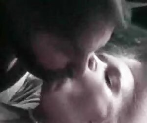 Jennifer Wells 7 blowjobs daripada lesbian matang tahun 70-an.
