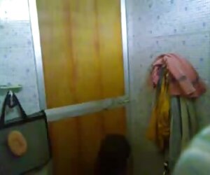 Sesetengah video bilik air tidak matang, makcik matang.