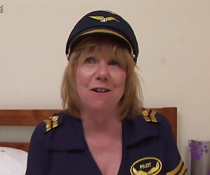Tua british milf xxx tua mabuk matang juruterbang melancap nl.