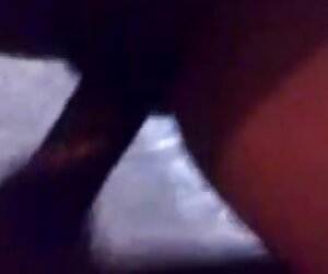 Pasangan India yang baru berkahwin seksi melakukan seks keras dengan video xxx tidur matang.