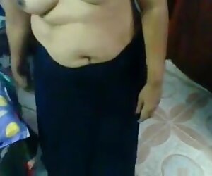 Makcik ibu India dirogol oleh anak lelaki Tamil berusia 62 tahun.