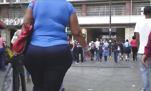 XXX Dubur Colombia ini matang panas di pantai.