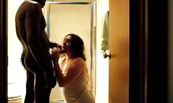 XXX Taat gadis xxx video ibu dan anak perempuan berkulit putih pasangan antara kaum.