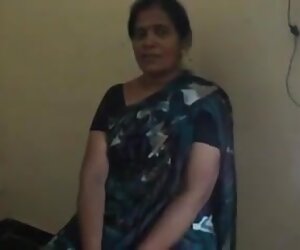 Wanita berpayu dara besar india dengan pantat besar melancap makcik milf 1013.