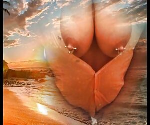 Video Xxx dengan nenek gemuk bermain berempat.