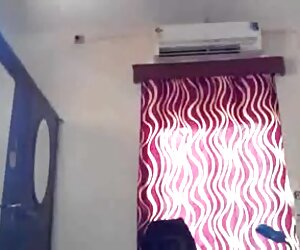 Badan bogel awek mexican yang lebih tua awek india utara berbogel bogel selepas mandi.