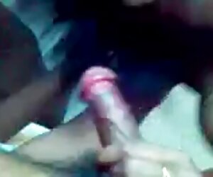 Video Buatan Sendiri Payudara Besar Seksi Baru Mak Cik India Lama Memberi Blowjob kepada Pelanggannya.