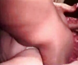 Perempuan murahan berambut perang ibu anak perempuan lesbian isteri suka hitam zakar/batang.