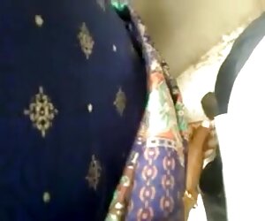 Tamilnadu ibu dan anak perempuan awek lesbian makcik jerking off di khalayak ramai.