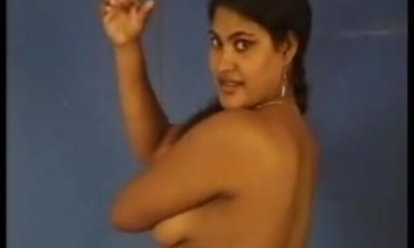 XXX Orang india berkelip awek panas makcik matang 1313.