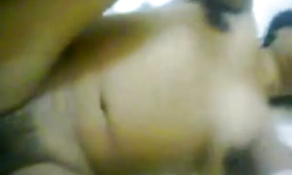 XXX Video bhabhi yang bagus di mana nenek mendapat fucked keras.