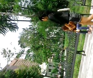 Pelacur matang brazilian matang xxx dalam miniskirt hd.
