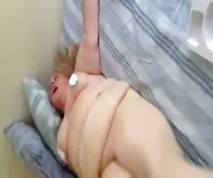 Wanita amatur berkahwin dengan lelaki yang lebih tua dan lebih muda. Intip syahwat nenek yang hebat.