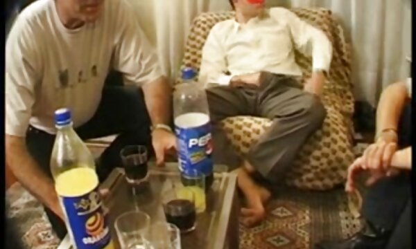 XXX Suri rumah matang dalam stoking fucked wanita lucah video 50-an.