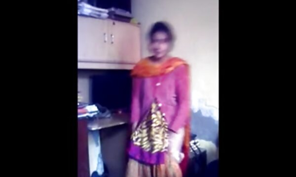 XXX Dengan milf dan wanita bhabi matang berbulu.