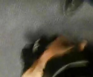 Hampir ditangkap xxx miang wanita melancap.