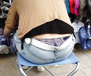 Wanita Perancis meniduri kulot.