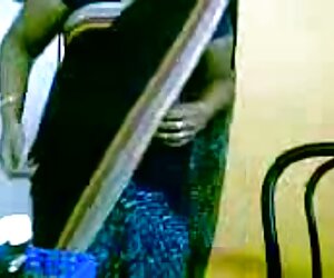 Makcik india memamerkan 1226 video lucah dengan nenek awek.