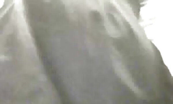XXX Hampir ditangkap xxx miang wanita melancap.