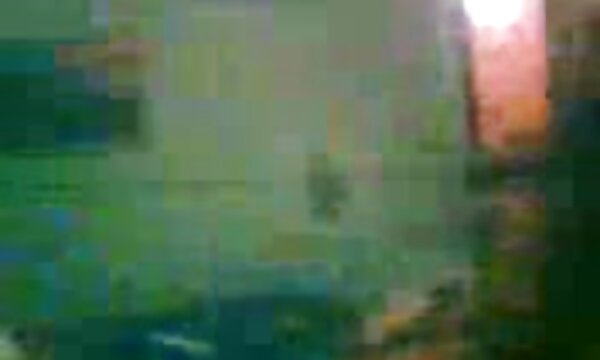 XXX Sekarang! Video XXX ibu dan anak lelaki, dirakam pada kamera pengintip, tempat ibu mengintip ibu saudara selepas mandi.