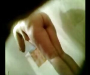 Wanita Matang India dengan Payudara Besar dalam Video Amatur XXX - Koleksi Payudara Besar pada Cam Tersembunyi.
