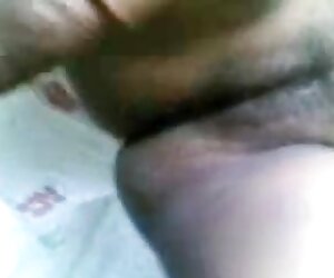Nenek aunty desi sumbang mahram meniduri suami di siang hari.