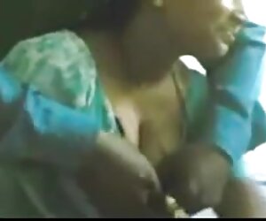 Wanita tua saya menangkap seorang makcik yang seksi.