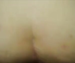 Seorang wanita Mexico yang gemuk suka menonton video lucah dubur ibu dan anak lelaki.