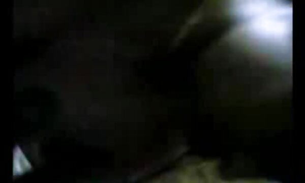 XXX Makcik kerala seksi memberi blowjob.