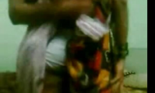 XXX Hamba meniduri cucu India Utara meniduri ibu saudaranya untuk bosnya.