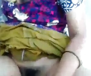 Desi aunty menghisap dan meniduri jiran anak ibu.