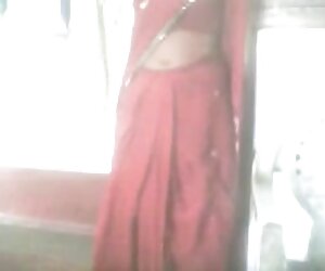 Ibu Makcik India dan 3 Anak Perempuan India.