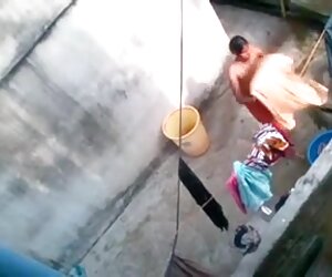 Benggali ibu mandi awek gemuk matang.
