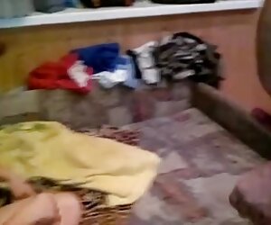 Orang Rusia yang berayun, nenek-nenek Jerman matang miang.