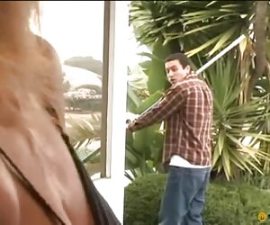 Fucking faraj wanita tua berbulu matang mempunyai video seks.
