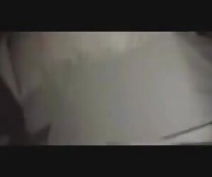 Pembantu rumah bertopeng! Oral Mexico matang menghisap zakar! Nenek Latina dengan keldai besar.
