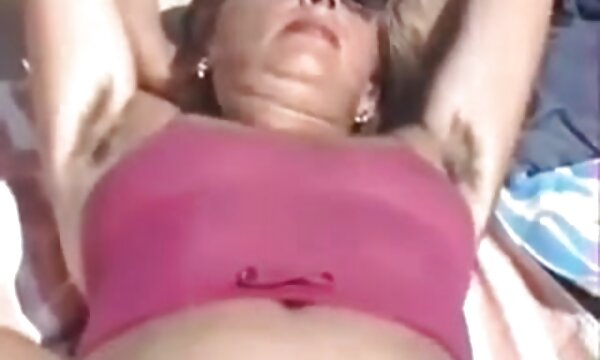 XXX Saya suka wanita tua menghisap ayam dalam pussies mereka, jalang ini suka.