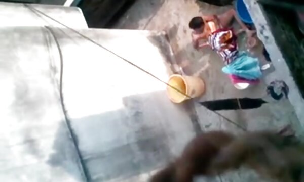 XXX Benggali ibu mandi awek gemuk matang.