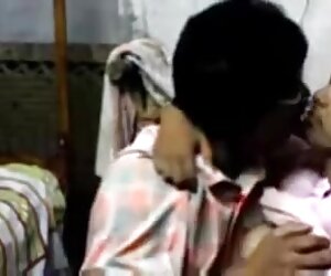 Bos India Selatan menikmati video lucah Mexico dengan wanita, pembantu rumah hotel.