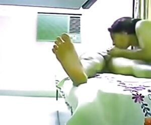 Desi tersembunyi cam makcik menghisap zakar jiran pada cam ibu dan anak perempuan xxx lesbian.