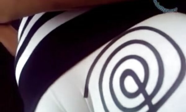 XXX Video Cameltoe amatur terbaik wanita fucking.