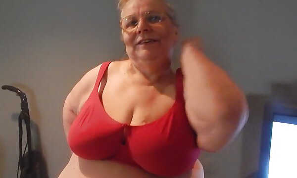XXX Ibu tunggal meniduri seluar dalam putih dan penggoda BBW.