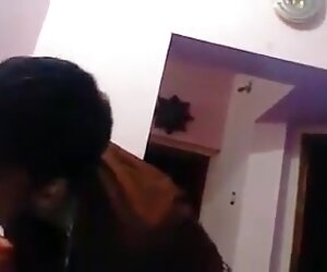 Makcik india montel wanita yang sangat baik xxx 1212 bahagian 5.