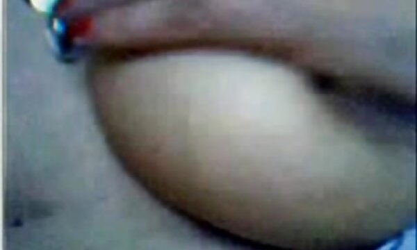 XXX Panas tua dengan keldai besar mengongkek lebih tua makcik India.