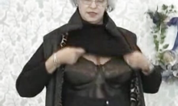 XXX Nenek penjarian matang horny matang wanita.