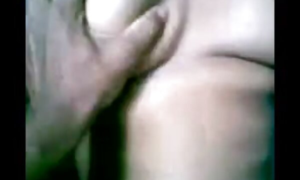 XXX Makcik matang india curang dalam video buatan sendiri 1250.